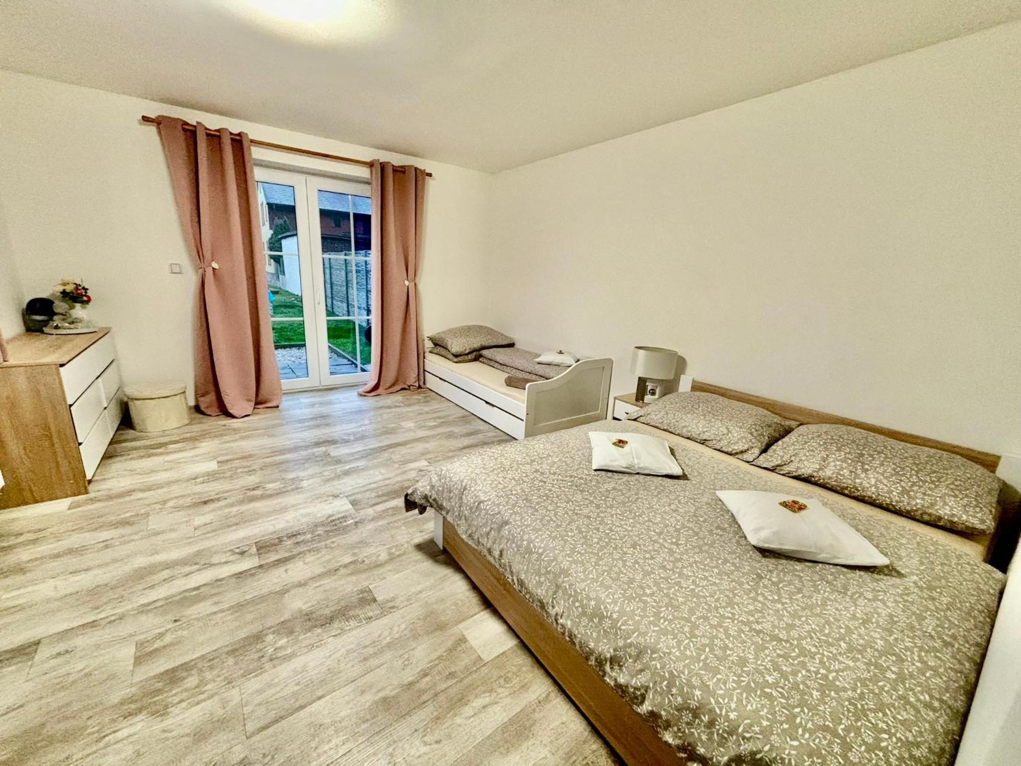 Vila Lumina Svoboda nad Úpou Esterno foto